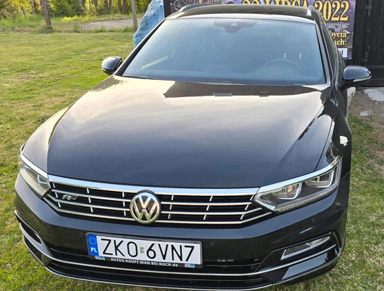 Volkswagen Passat cena 105000 przebieg: 135000, rok produkcji 2018 z Koszalin małe 407